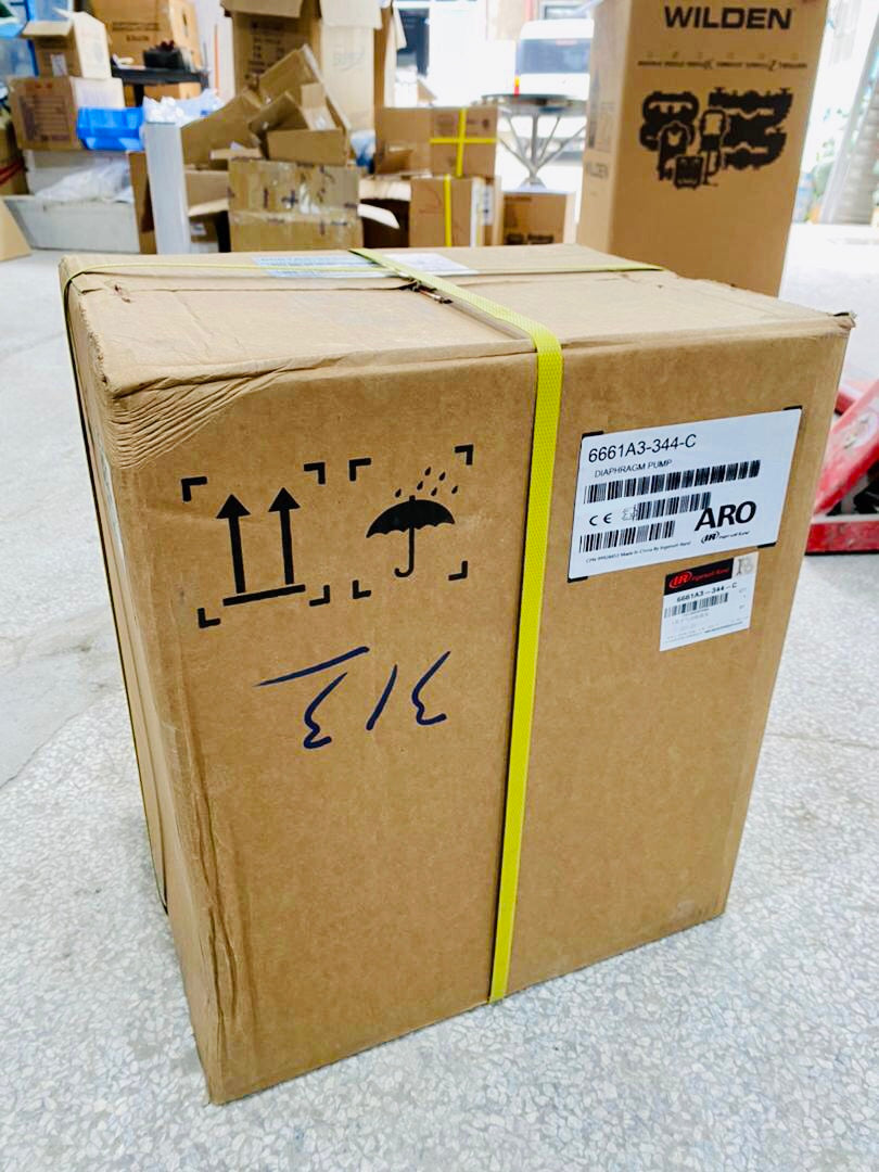 6661A3-344-C ARO Diaphragm Pump 1", Polypropylene/Teflon Diaphragm